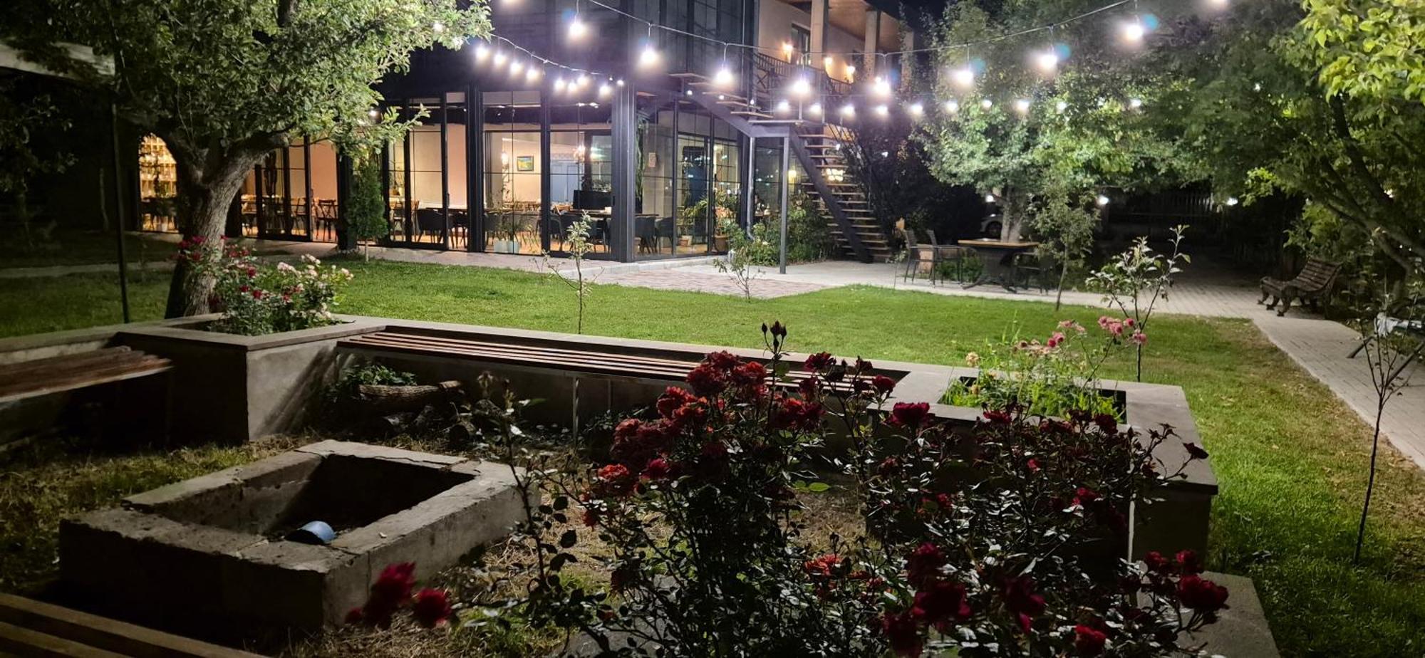 Tsaghkunk Chef House Hotel & Restaurant Sewan Zewnętrze zdjęcie